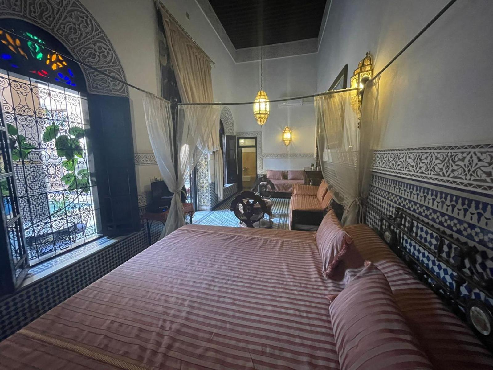 Riad Fes Baraka Bagian luar foto